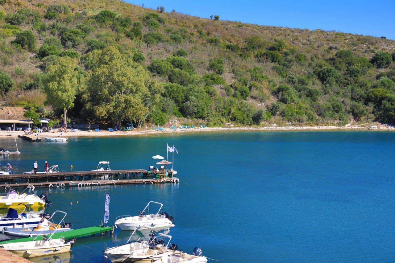 Theophilos Dio Agios Stefanos  ภายนอก รูปภาพ