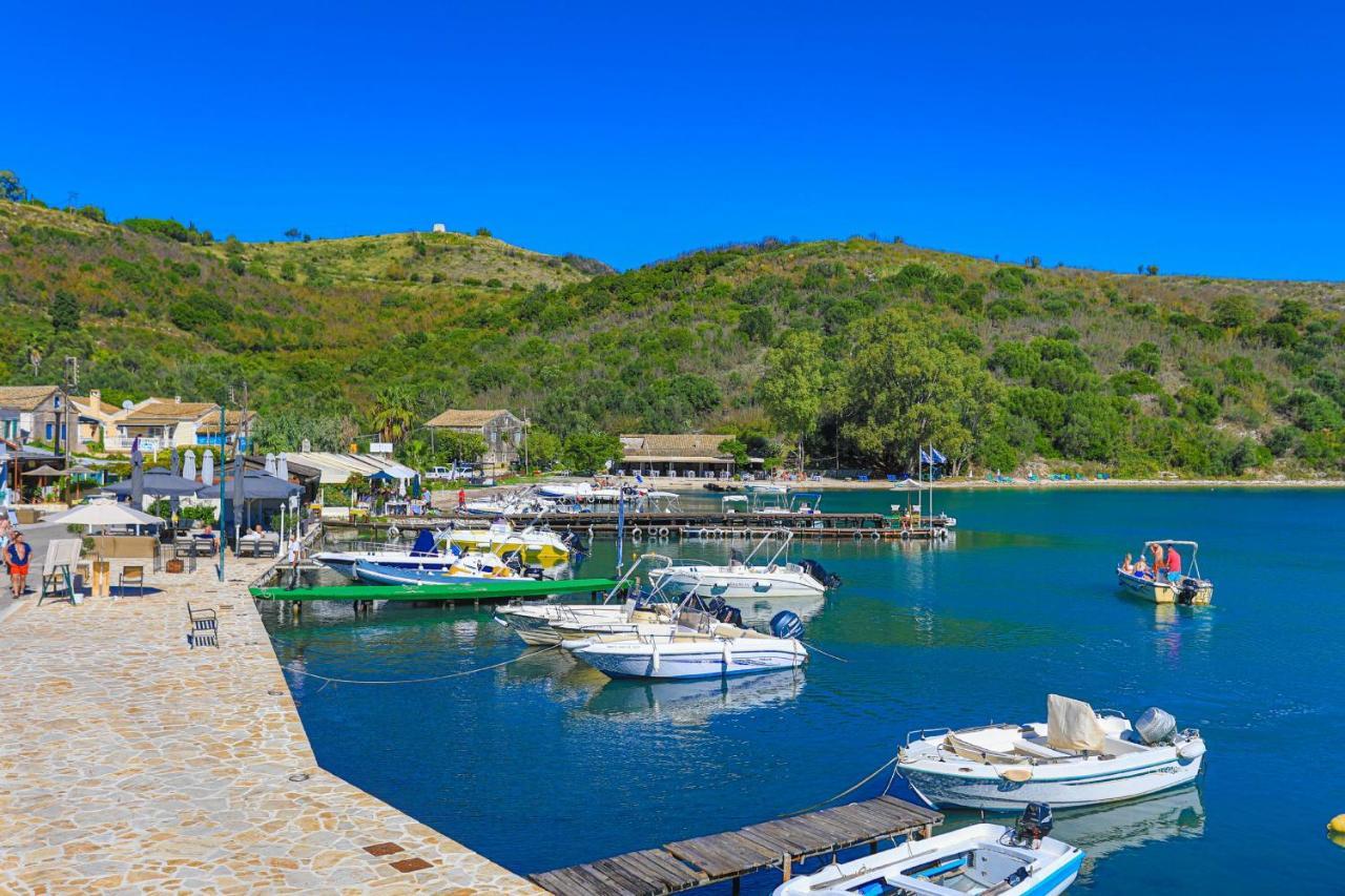 Theophilos Dio Agios Stefanos  ภายนอก รูปภาพ